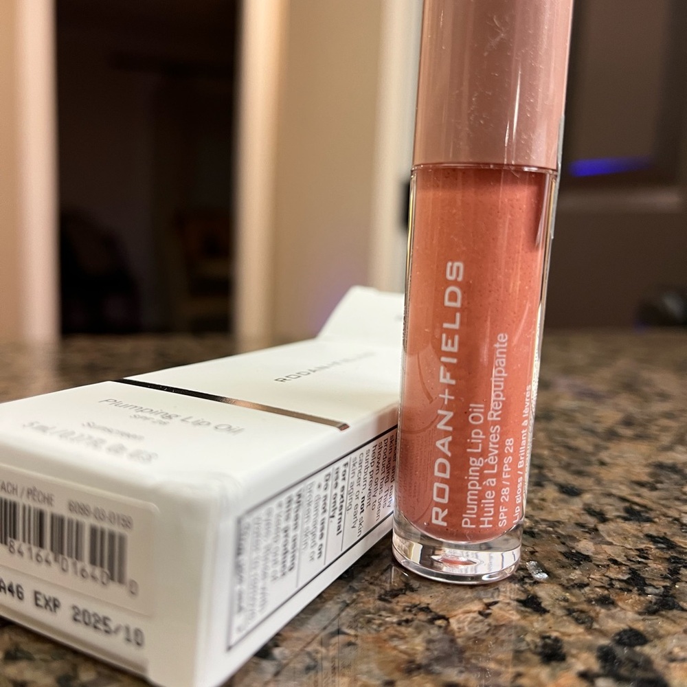 Rodan + Fields Plumping Lip Oil SPF 28
